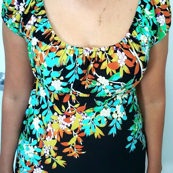 Multi colored dress - Picture 4 of 6